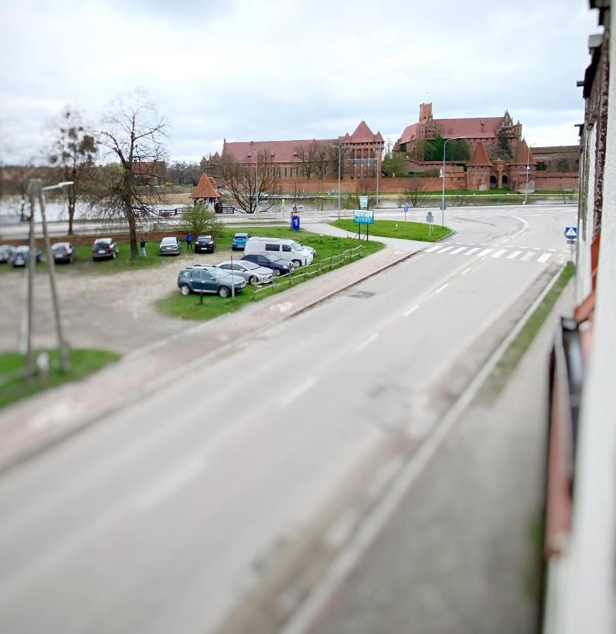 Glowna Apartamenty Nad Nogatem Malbork Ngoại thất bức ảnh